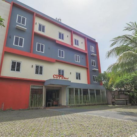 City Hotel Mataram Luaran gambar