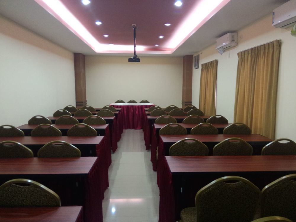 City Hotel Mataram Luaran gambar