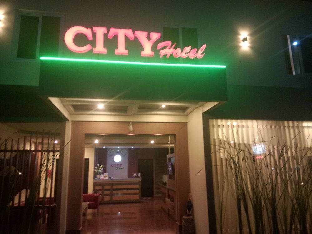 City Hotel Mataram Luaran gambar