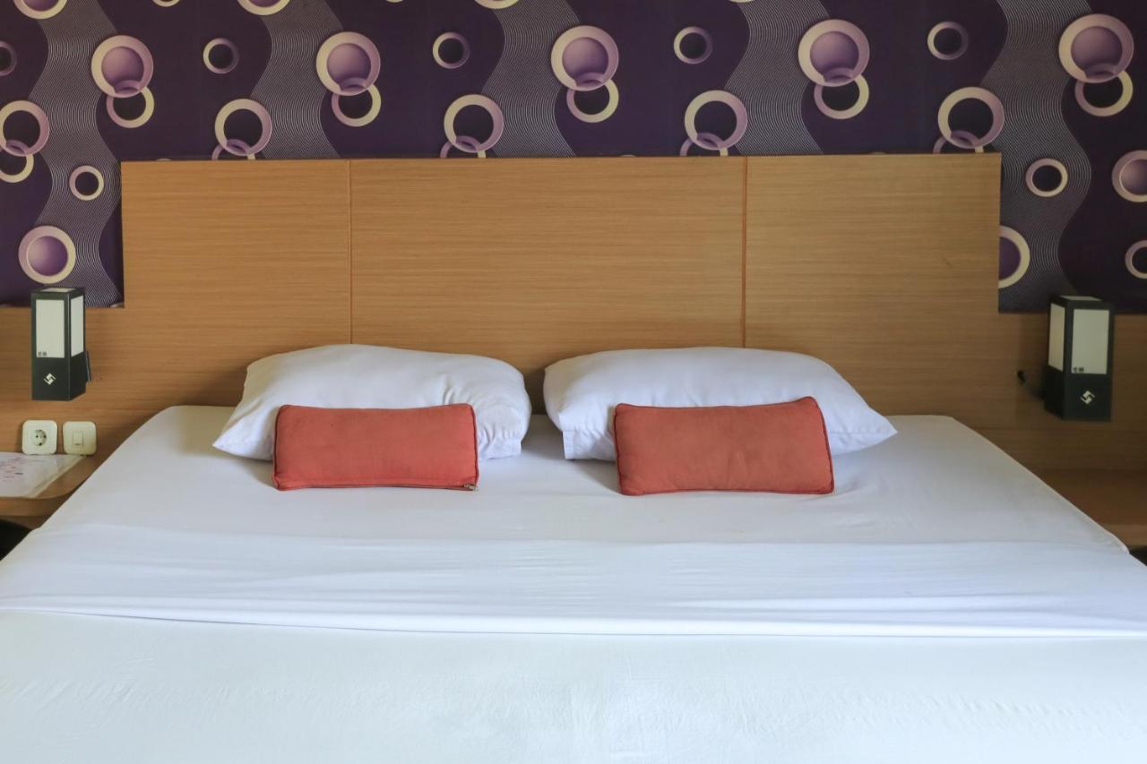 City Hotel Mataram Luaran gambar